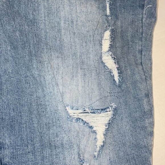 TORRID Light Wash Mid Rise Distressed Skinny Plus Size Jeans Size 12 - Picture 10 of 13